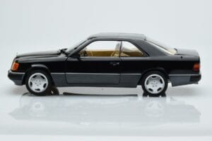 Mercedes 300 CE-24 C124 Coupe AMG Wheels Limitovaná Edice Norev 1:18 183881 Kov – obrázek 4 z 11