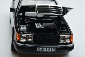 Mercedes 300 CE-24 C124 Coupe AMG Wheels Limitovaná Edice Norev 1:18 183881 Kov – obrázek 9 z 11