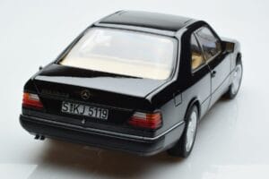 Mercedes 300 CE-24 C124 Coupe AMG Wheels Limitovaná Edice Norev 1:18 183881 Kov – obrázek 10 z 11