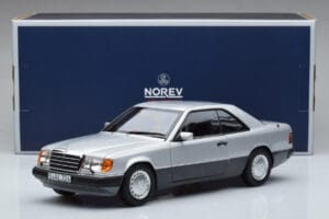 Mercedes 300 CE-24 C124 Coupe Stříbrný Norev 1:18 183880 Kov – obrázek 7 z 7