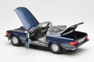 Mercedes 300 SL R107 Námořní Modrá Norev 1:18 183466 Kov – obrázek 5 z 8