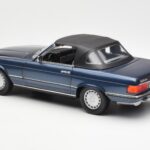 Mercedes 300 SL R107 Námořní Modrá Norev 1:18 183466 - image 7 of 8