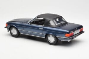 Mercedes 300 SL R107 Námořní Modrá Norev 1:18 183466 Kov – obrázek 7 z 8
