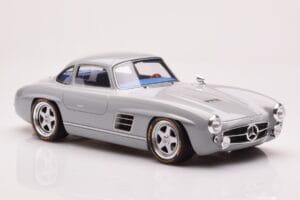 Mercedes 300 SL W198 Gullwing By S-Klub Šedý GT Spirit 1:18 GT418 Pryskyřice – obrázek 4 z 6
