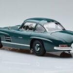 Mercedes 300 SL W198 Gullwing Zelený Norev 1:18 - image 6 of 7