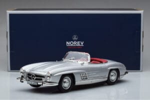 Mercedes 300 SL W198 Roadster Norev 1:18 183890 Kov – obrázek 10 z 10