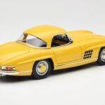 Mercedes 300 SL W198 Roadster Žlutý Norev 1:18 B66040669 - image 3 of 8