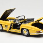 Mercedes 300 SL W198 Roadster Žlutý Norev 1:18 B66040669 - image 5 of 8