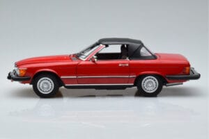 Mercedes 450 SL R107 US Verze Červený Norev 1:18 183729 Kov – obrázek 4 z 8