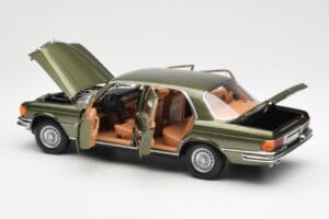 Mercedes 450SEL 6.9 W116 Zelený Metalíza Norev 1:18 183455 Kov – obrázek 5 z 8