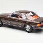 Mercedes 500 SLC C107 Hnědý KK-Scale 1:18 180851 - image 5 of 6