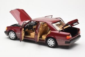 Mercedes 500E W124 Červený Metallic Edice Dealera Norev 1:18 B66040699 Kov – obrázek 5 z 8