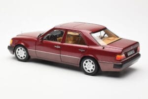 Mercedes 500E W124 Červený Metallic Edice Dealera Norev 1:18 B66040699 Kov – obrázek 7 z 8