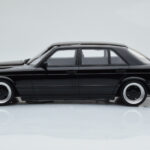 Mercedes 560 SEL AMG W126 Obsidian Černý Otto 1:18 - image 3 of 6