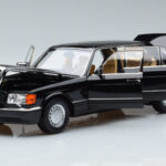 Mercedes 560 SEL W126 Černý Norev 1:18 - image 2 of 7