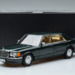Mercedes 560 SEL W126 Tmavě Zelená Metalíza Norev 1:18 - image 7 of 7