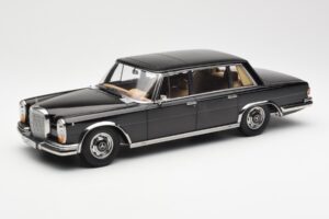 Mercedes 600 SWB W100 Černý KK-Scale 1:18 180601