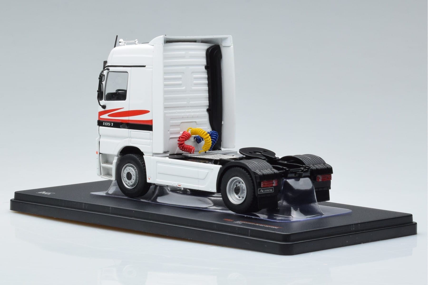 Mercedes Actros MP1 Bílý IXO 1:43 TR064 Kov – obrázek 5 z 6