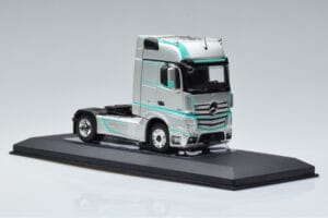 Mercedes Actros MP4 Racing Edition IXO 1:43 TR091 Kov – obrázek 4 z 6