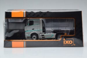 Mercedes Actros MP4 Racing Edition IXO 1:43 TR091 Kov – obrázek 6 z 6