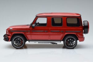 Mercedes AMG G63 W464 Asia Edition Červený GT Spirit 1:18 CLDC010 Pryskyřice – obrázek 3 z 6