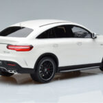 Mercedes AMG GLE 63S C292 Coupe Bílý GT Spirit 1:18 - image 2 of 6