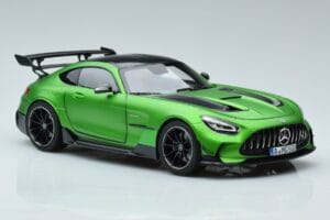 Mercedes AMG GT C190 Black Series Zelený Hell Magno Limitovaná Edice Norev 1:18 183903 Kov – obrázek 5 z 7