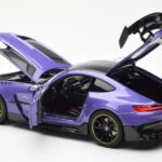 Mercedes AMG GT Black Series Fialový Asia Exclusive Norev 1:18 - image 5 of 8