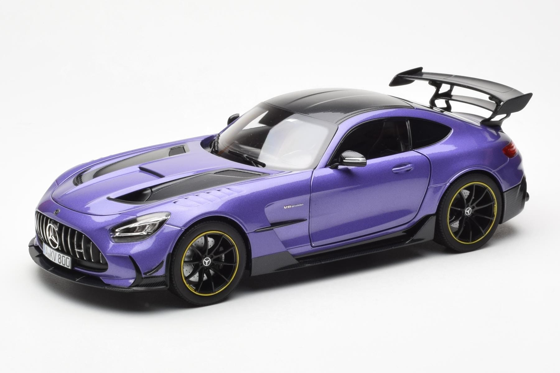 Mercedes AMG GT Black Series Fialový Asia Exclusive Norev 1:18 183907 Kov