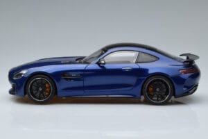 Mercedes AMG GT R C190 Briliantová Modrá AUTOart 1:18 76334 Kov – obrázek 4 z 7