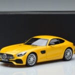 Mercedes AMG GT S Solarbeam Norev 1:18 B66960410 Kov - image 7 of 7