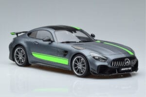 Mercedes AMG GT R Pro Selenite Šedý GT Spirit 1:18 GT265 Pryskyřice – obrázek 4 z 6