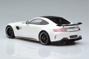 Mercedes AMG GT R Bílý GT Spirit 1:18 KJ021 Pryskyřice – obrázek 5 z 6