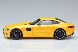 Mercedes AMG GT S C190 Solarbeam Norev 1:18 B66960341 Kov – obrázek 4 z 7