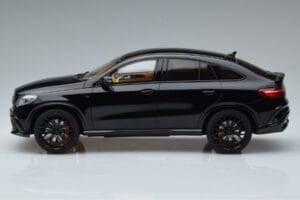 Mercedes Brabus GLE 850 W166 Obsidian Černý GT Spirit 1:18 GT193 Pryskyřice – obrázek 3 z 6