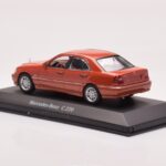 Mercedes C-Class W202 C220 Oranžový Metalický Dealer Edition Minichamps 1:43 - image 3 of 4
