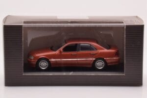 Mercedes C-Class W202 C220 Oranžový Metalický Dealer Edition Minichamps 1:43 B66005747 Kov – obrázek 4 z 4