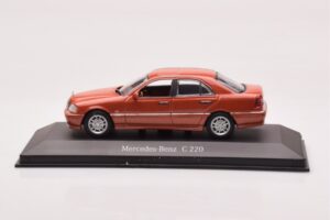 Mercedes C-Class W202 C220 Oranžový Metalický Dealer Edition Minichamps 1:43