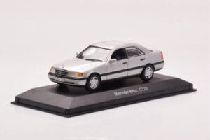 Mercedes C-Class W202 C220 Stříbrný Minichamps 1:43 B66005705-M1 Kov – obrázek 2 z 4
