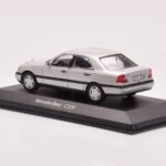 Mercedes C-Class W202 C220 Stříbrný Minichamps 1:43 - image 3 of 4