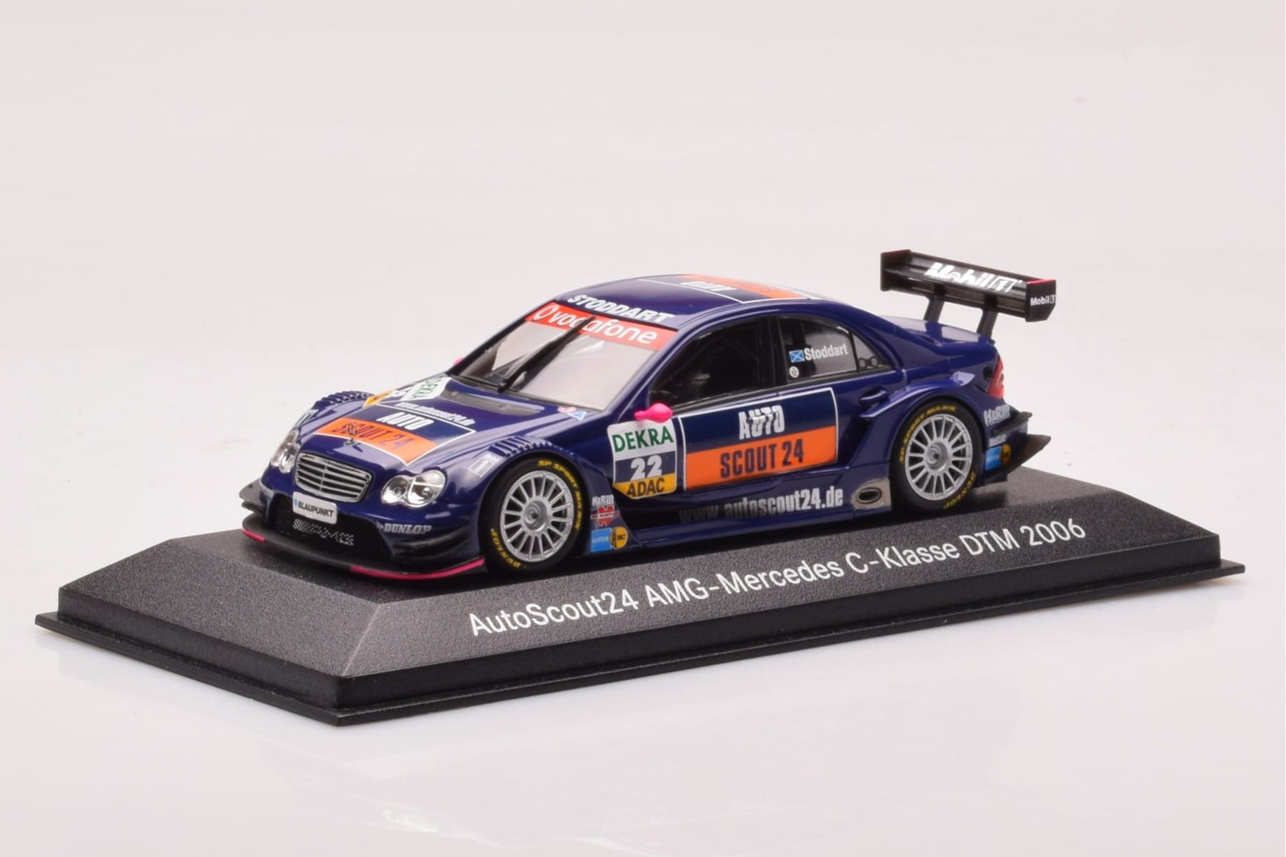 Mercedes C-Class #22 S. Stoddart AutoScout24 DTM 2006 Minichamps 1:43 B66962255 Kov – obrázek 2 z 4