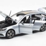 Mercedes C-Class W205 T-Model Stříbrný Asia Exclusive Norev 1:18 - image 2 of 8