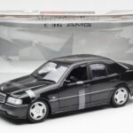 Mercedes C-Class W202 C36 AMG Černý Metalíza UT Models 1:18 - image 6 of 6
