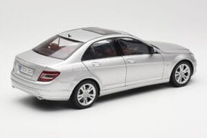 Mercedes C-Class W204 Avantgarde Stříbrný AUTOart 1:18 B66962368 Kov – obrázek 3 z 8