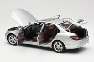 Mercedes C-Class W204 Avantgarde Stříbrný AUTOart 1:18 B66962368 Kov – obrázek 5 z 8