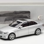 Mercedes C-Class W204 Avantgarde Stříbrný AUTOart 1:18 B66962368 - image 8 of 8
