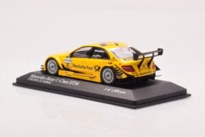 Mercedes C-Class W204 DTM Deutsche Post AMG Mercedes #17 D. Coulthard DTM 2010 Minichamps 1:43 400103817 Kov – obrázek 3 z 4