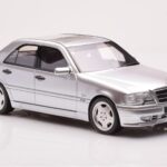 Mercedes C36 AMG W202 Stříbrný Otto 1:18 - image 4 of 6