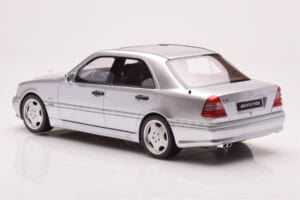 Mercedes C36 AMG W202 Stříbrný Otto 1:18 OT443 Pryskyřice – obrázek 5 z 6