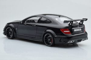Mercedes C63 AMG W204 Black Series Černý GT Spirit 1:18 ZM019 Pryskyřice – obrázek 5 z 7